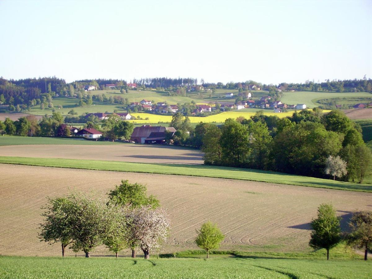 Vitalhof Roithinger Grieskirchen Exterior photo